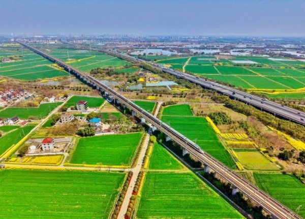 长三角铁路端午假期旅客运输方案出台 5天预计发送1745万人次